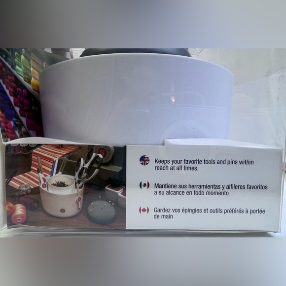 Singer Pin & Tool Caddy with Craft Knife & craft knife blade refill - Picture 8 of 15